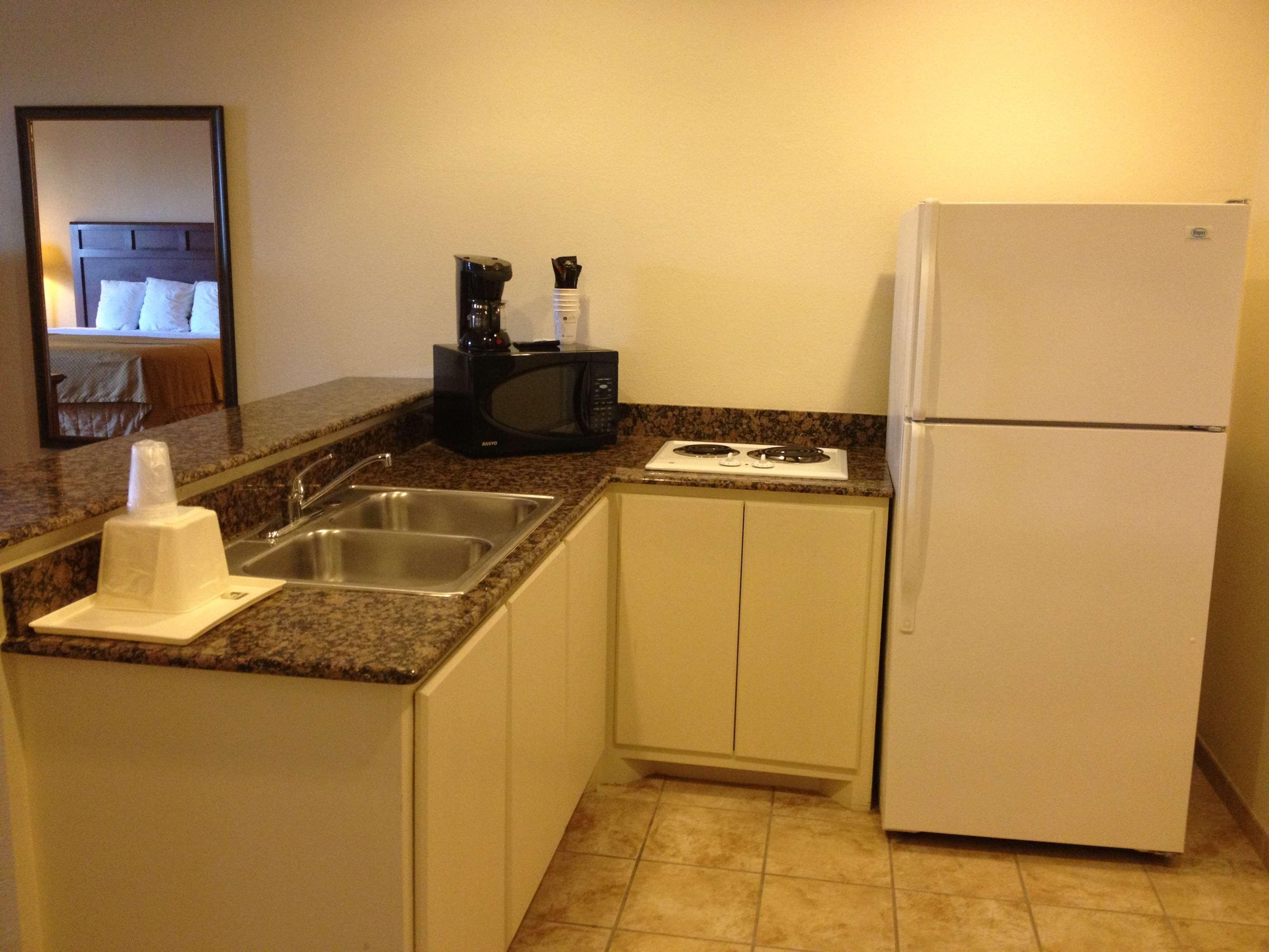 Best Western & Hotel